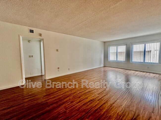 Foto del edificio - 8161 Manitoba St