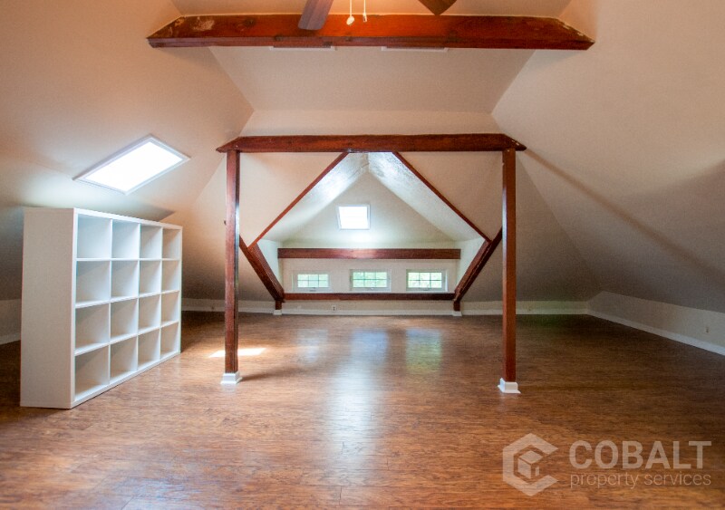 Primary Photo - 615 Linwood Ave NE