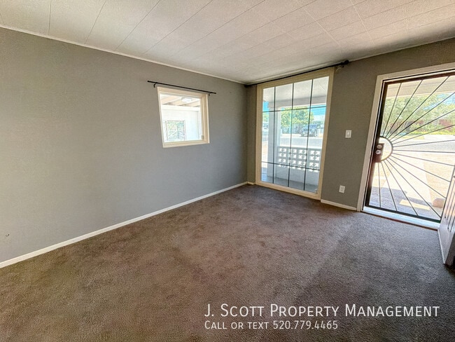 Photo - 2801 W Glenrosa Ave House