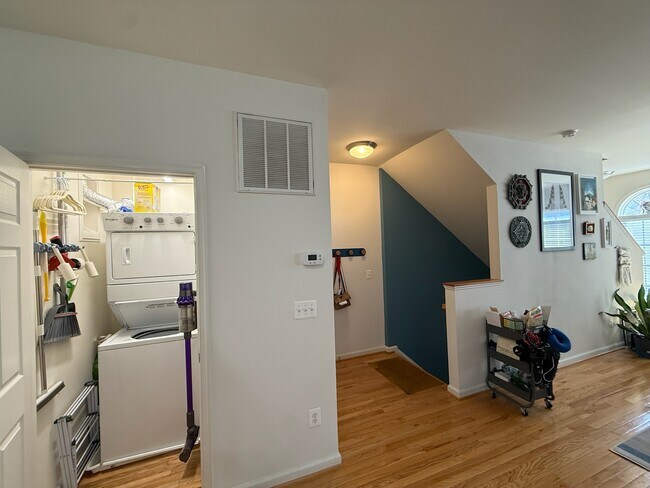 Foto del edificio - 171 Brookwood Dr