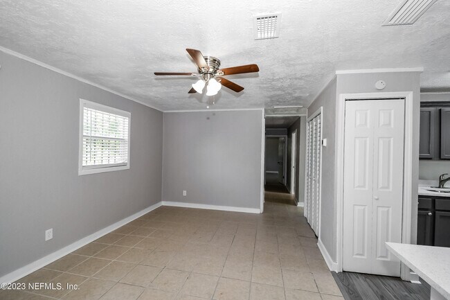 Foto del edificio - 4602 Roanoke Blvd