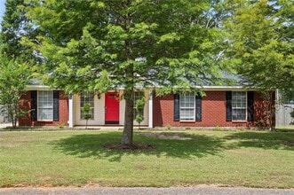 Building Photo - 1469 Homestead Dr S