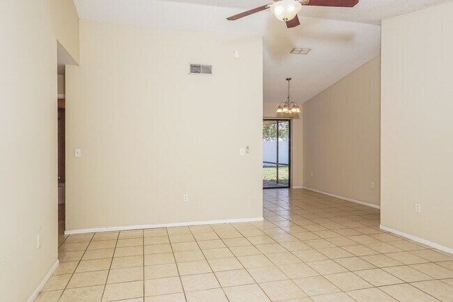 Foto del edificio - 2264 Silver Maple Ct