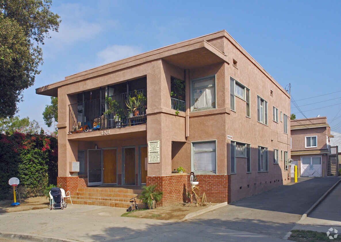 Primary Photo - 1201 N Stafford St