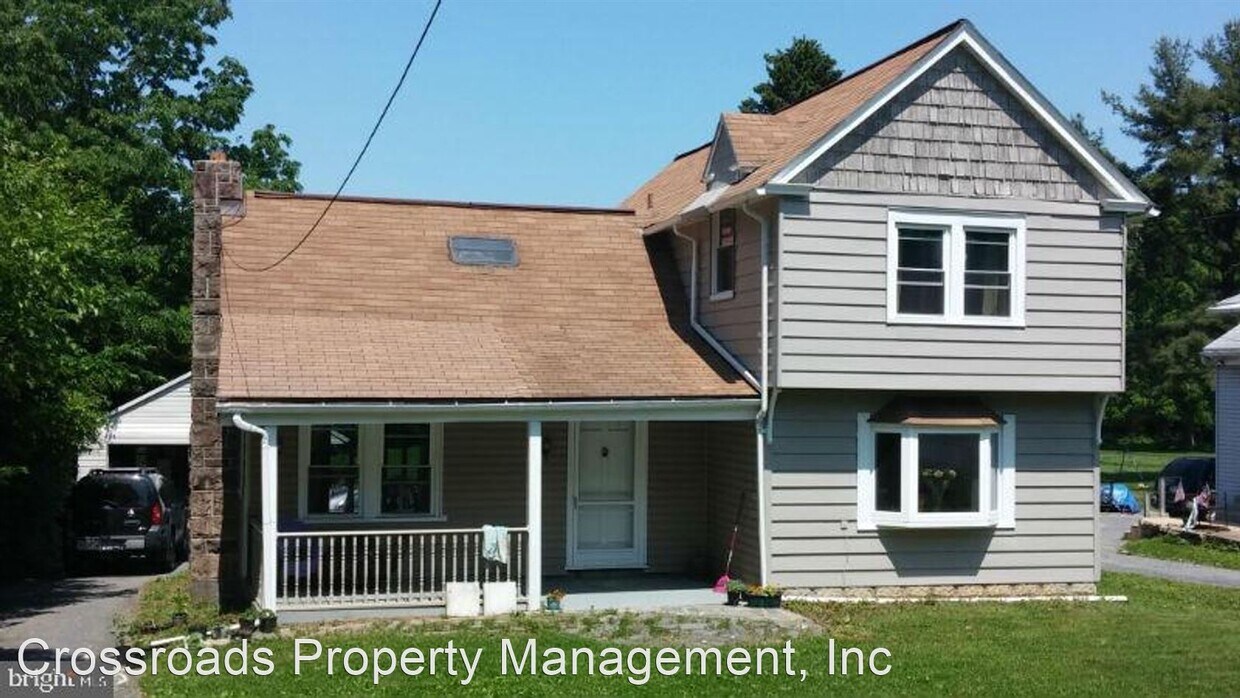 Primary Photo - 2 br, 2 bath House - 1445 New Holland Pike