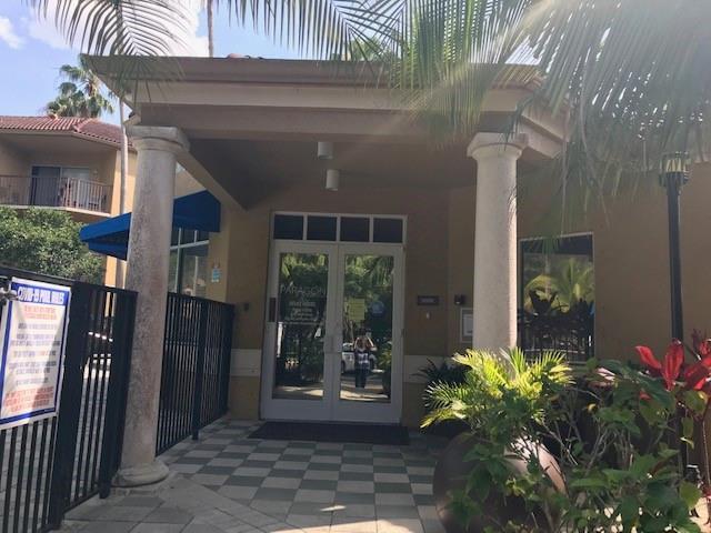 Foto del edificio - 741 N Pine Island Rd