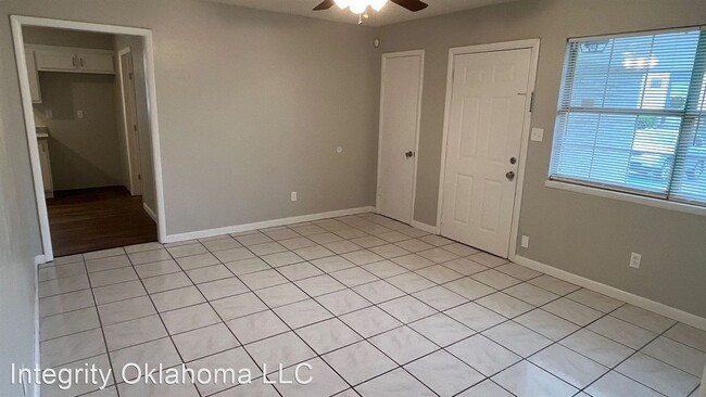 Building Photo - 4 br, 1 bath House - 2134 SW 39th