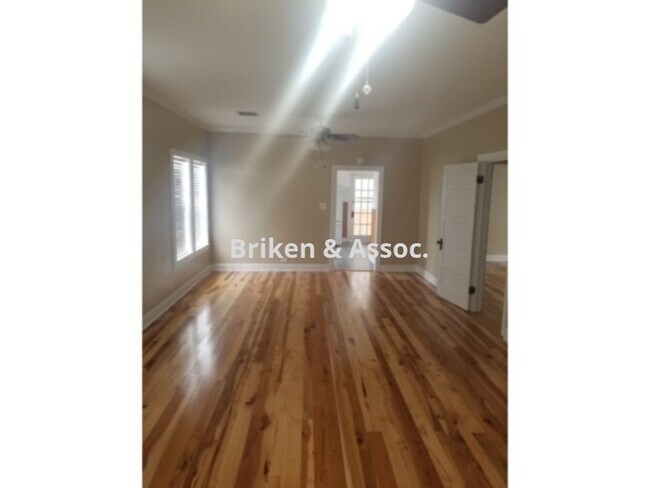 Foto del edificio - 2613 Hodges St