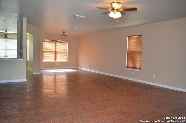 Building Photo - 443 Bluegrass Creek