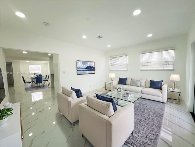Foto del edificio - 3180 NW 92nd St