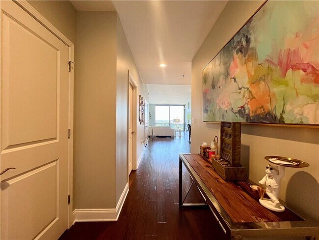 Building Photo - 270 17th St NW