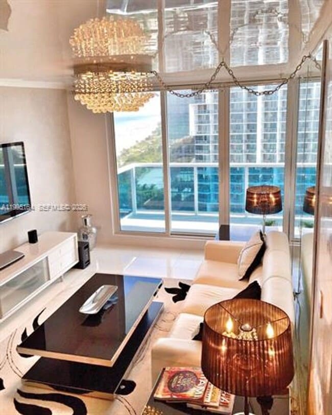 Photo - 2301 Collins Ave Apartment