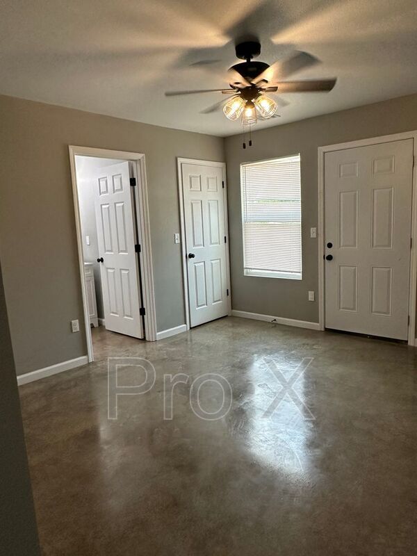 Building Photo - 120 S Pearl