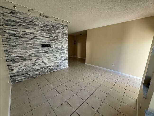 Foto del edificio - 13781 N Garden Cove Cir