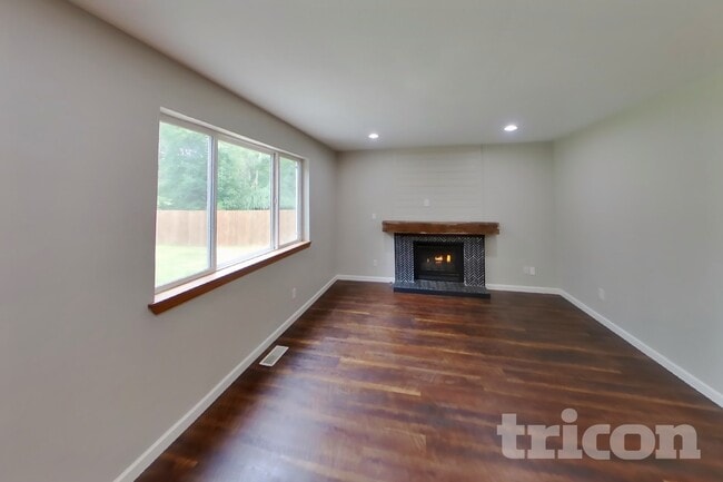 Building Photo - 8703 146th St Ct E