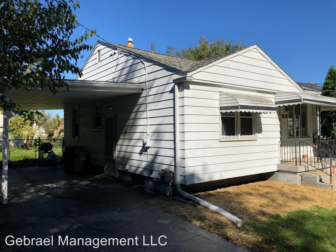 Primary Photo - 2 br, 1 bath House - 3828 Mann Hall Ave.