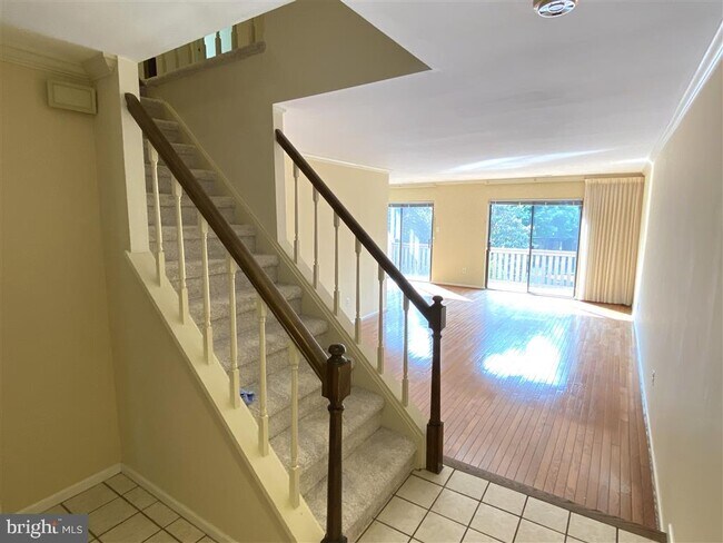 Building Photo - 354 Paoli Woods Dr