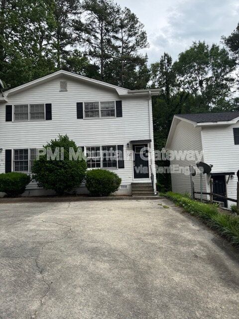 Foto principal - 54 Greenwood Dr