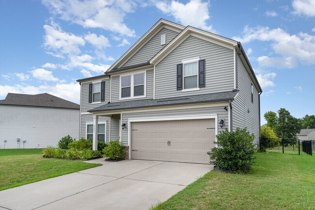 Foto del edificio - 8604 Caruthers Dr
