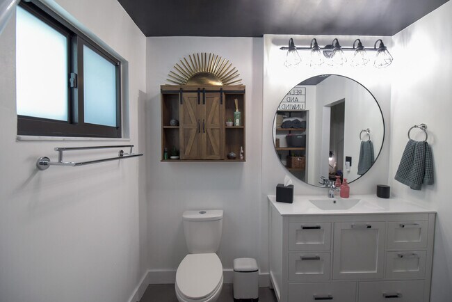 Foto del edificio - 8356 NW 37th Pl