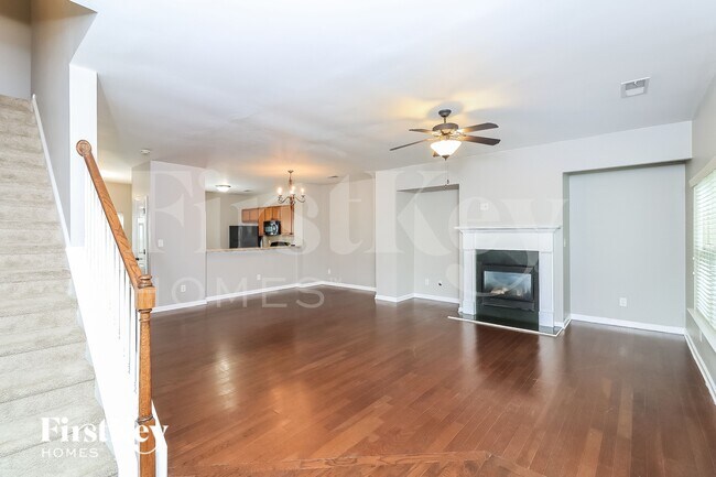 Foto del edificio - 850 Riverdance Dr