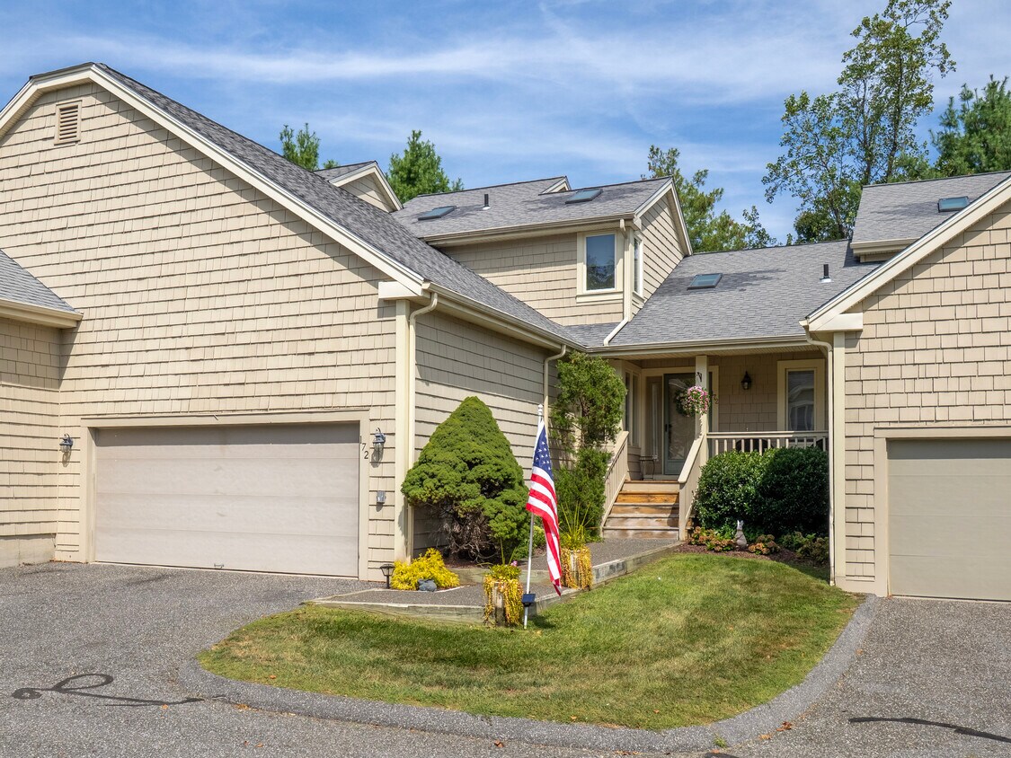 Foto principal - 12 Boulevard Dr