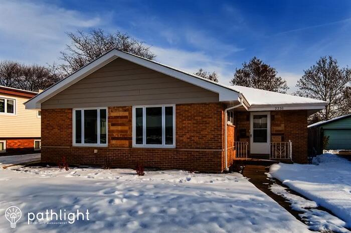 Primary Photo - 2231 Sherwood Avenue, Westchester, IL, 60154