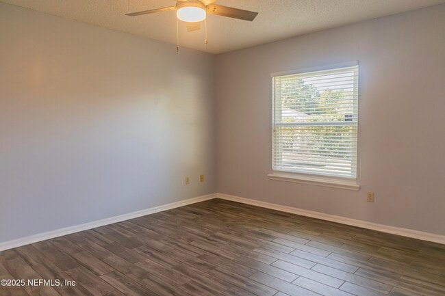 Foto del edificio - 1606 Castle Rock Ct