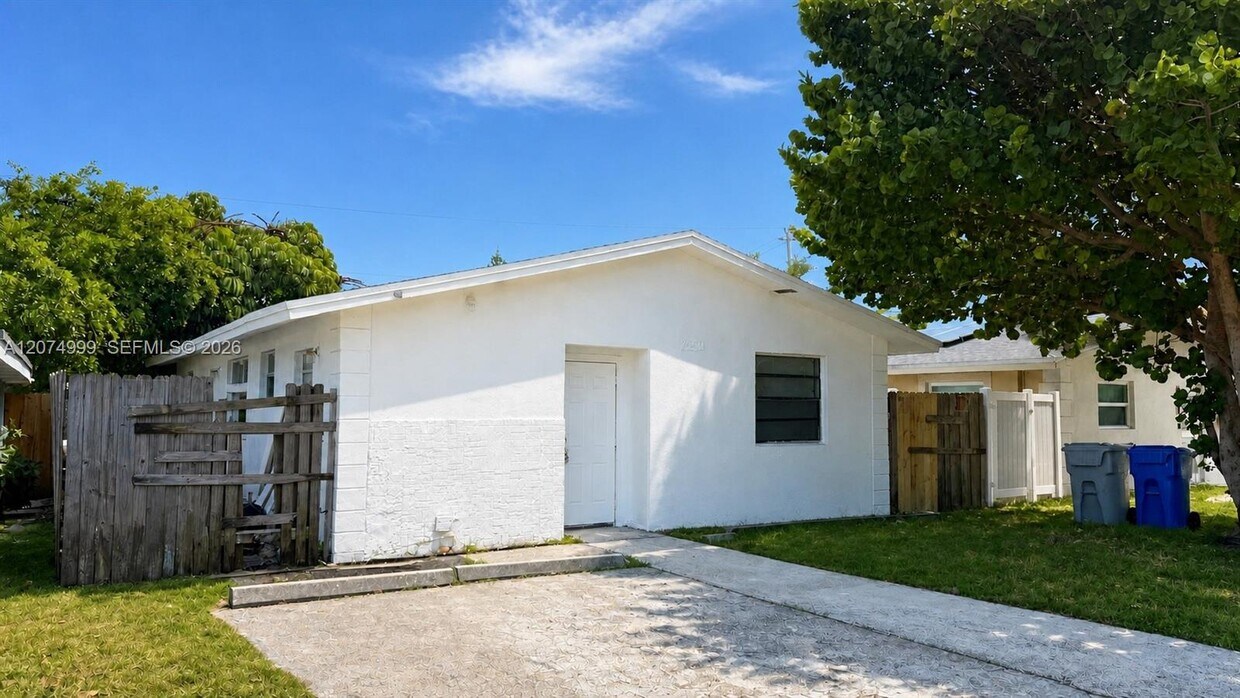 Foto del edificio - 2250 NW 4th Ct
