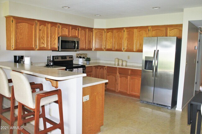 Building Photo - 7755 Laguna Azul Ave