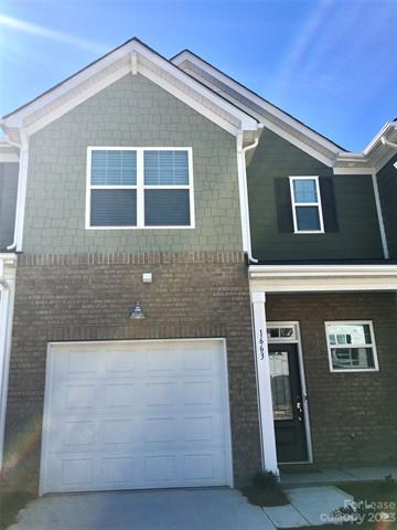Building Photo - 1663 Corwin Bend Rd