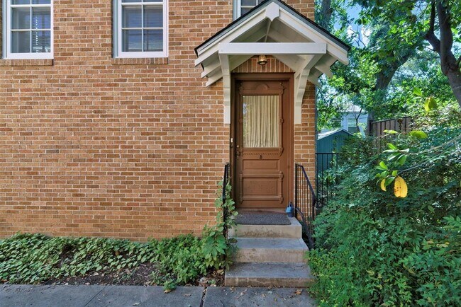 Building Photo - 1705 Enfield Rd