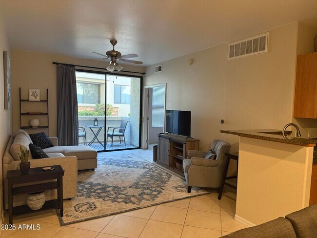 Foto del edificio - 6900 E Princess Dr