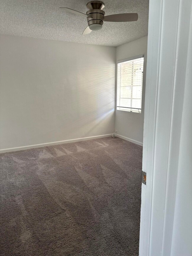 Building Photo - 53548 Avenida Vallejo