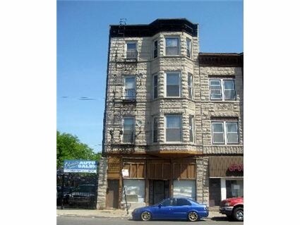 Foto principal - 2654 W Cermak Rd
