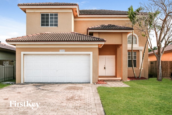 Foto principal - 13446 SW 291st Ln