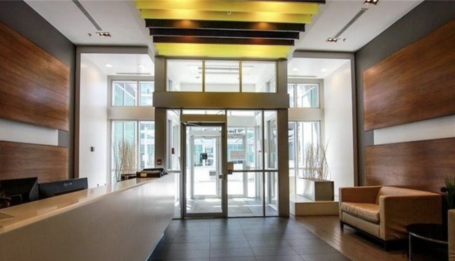 Building Photo - 70 Town Centre Crt