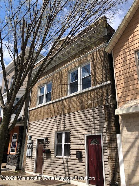 Primary Photo - 523 State St