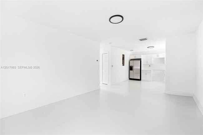 Foto del edificio - 2373 NW 61st St