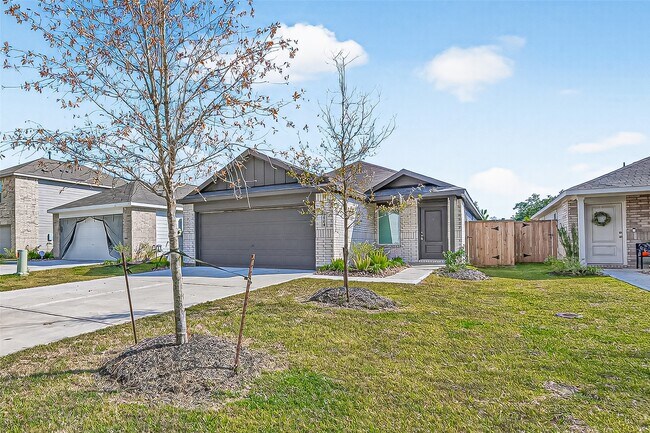 Foto del edificio - 3104 Twisted Myrtle Dr