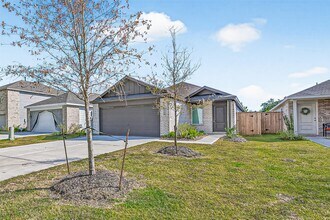 Building Photo - 3104 Twisted Myrtle Dr