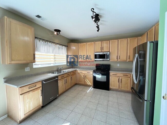 Foto del edificio - 2474 E 127th Pl