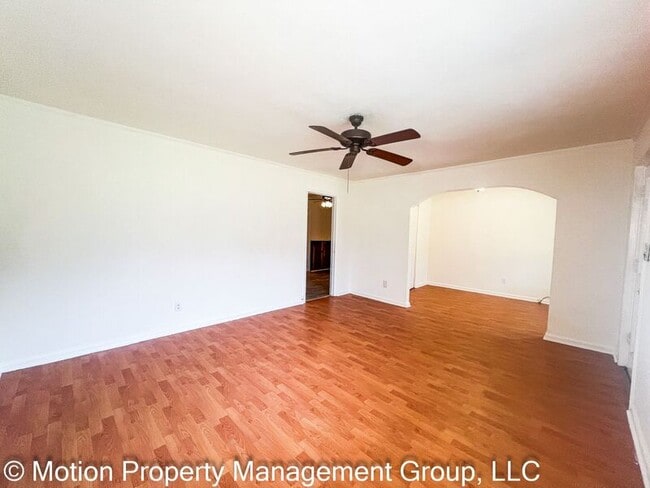 Building Photo - 3079 Marie Cir
