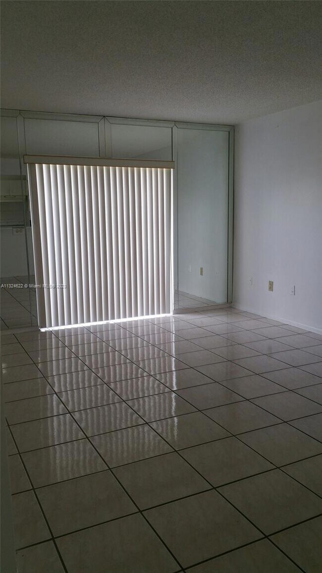 Building Photo - 4275 NW S Tamiami Canal Dr
