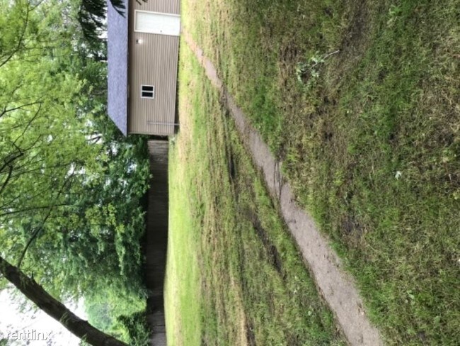 Building Photo - 2 br, 1 bath House - 309 W Plumer St