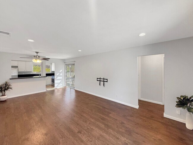 Building Photo - Great 2B 1BA Home in San Marcos