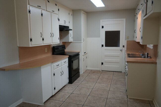 Foto del edificio - 3008 47th St