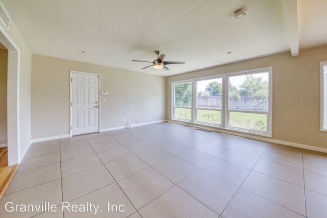 Building Photo - 3 br, 2 bath House - 1537 W. Robinwood Lane