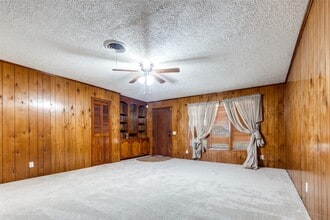 Building Photo - 5822 Black Gum Dr