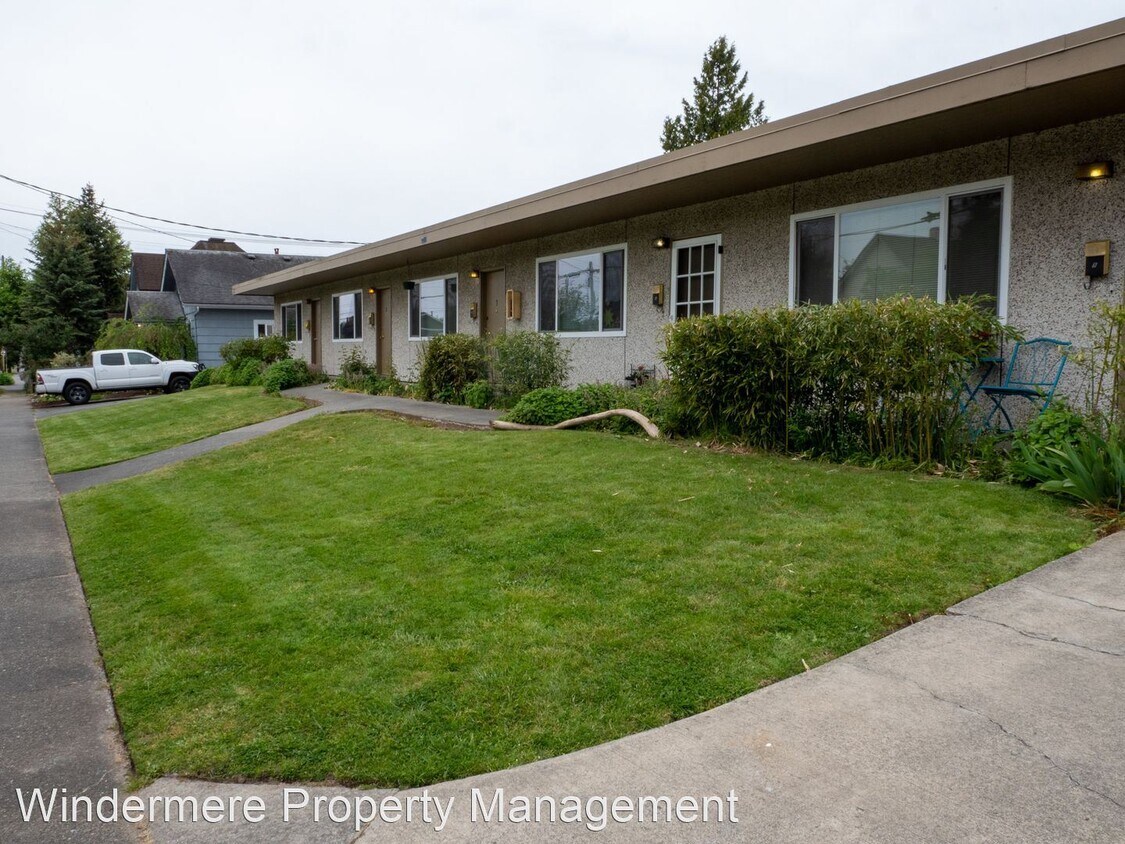 Foto principal - 2211 C St